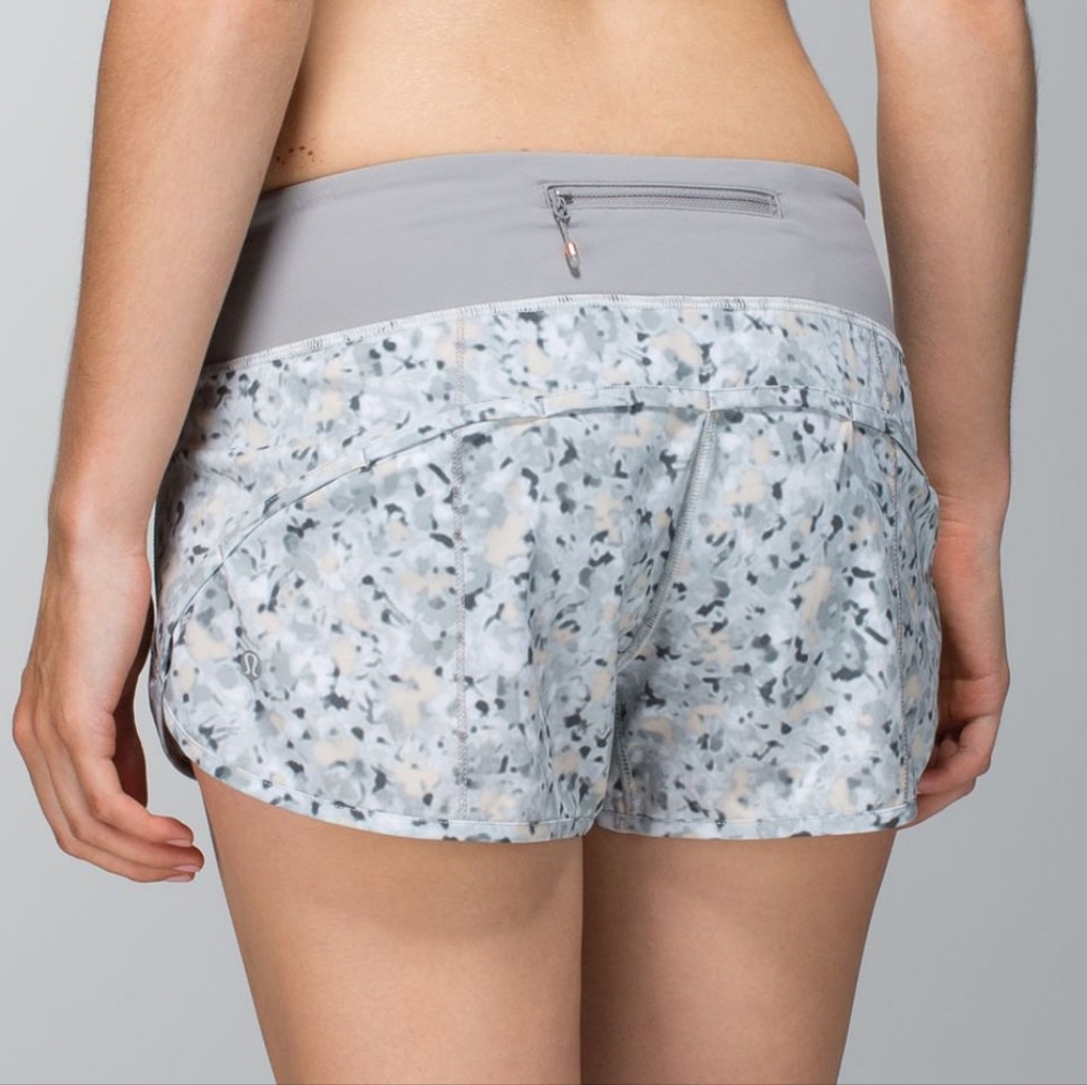 Rare Lululemon Speed Short Not So Petite Fleur Silver Spoon Ambient Grey